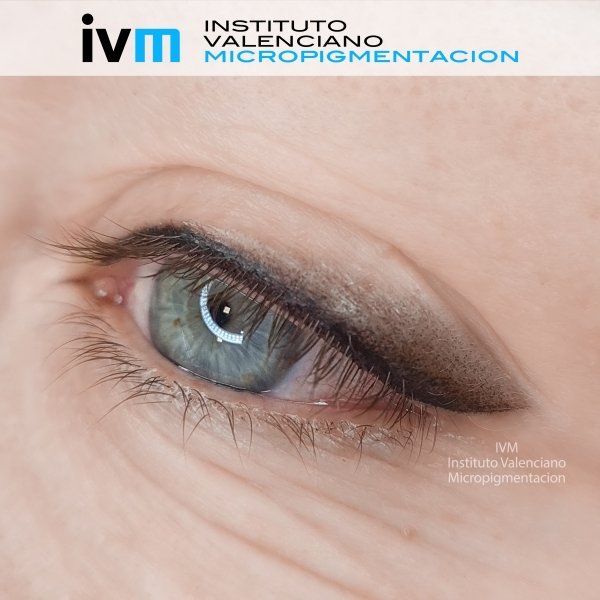 MICROPIGMENTACION-EYELINER-IVM