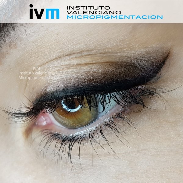 MICROPIGMENTACION-EYELINER-IVM